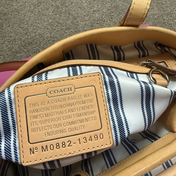 Vintage Pink Canvas Coach 1941 Hamptons Archive 10th Anniversary Tote Bag - Picture 9 of 10